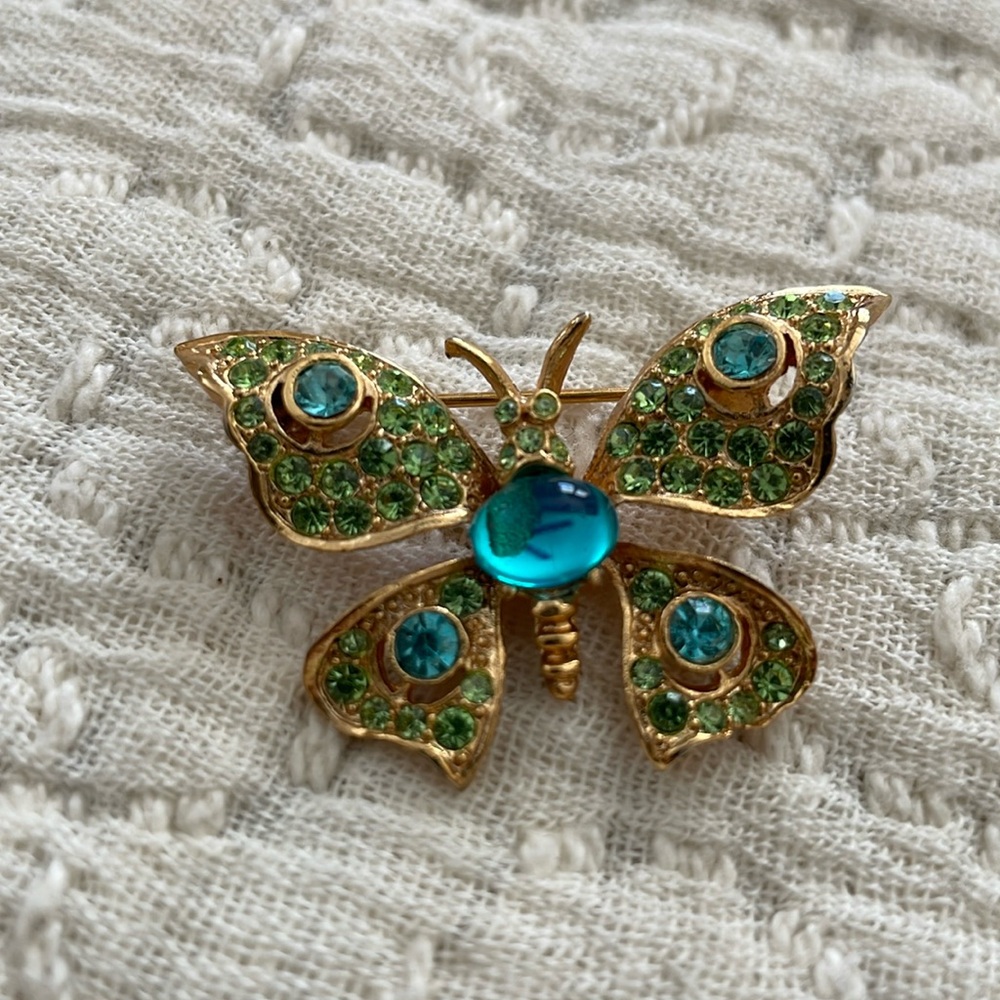 Lia Brooch